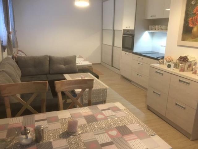 Apartman Filipovice S Letni Terasou Kültér fotó